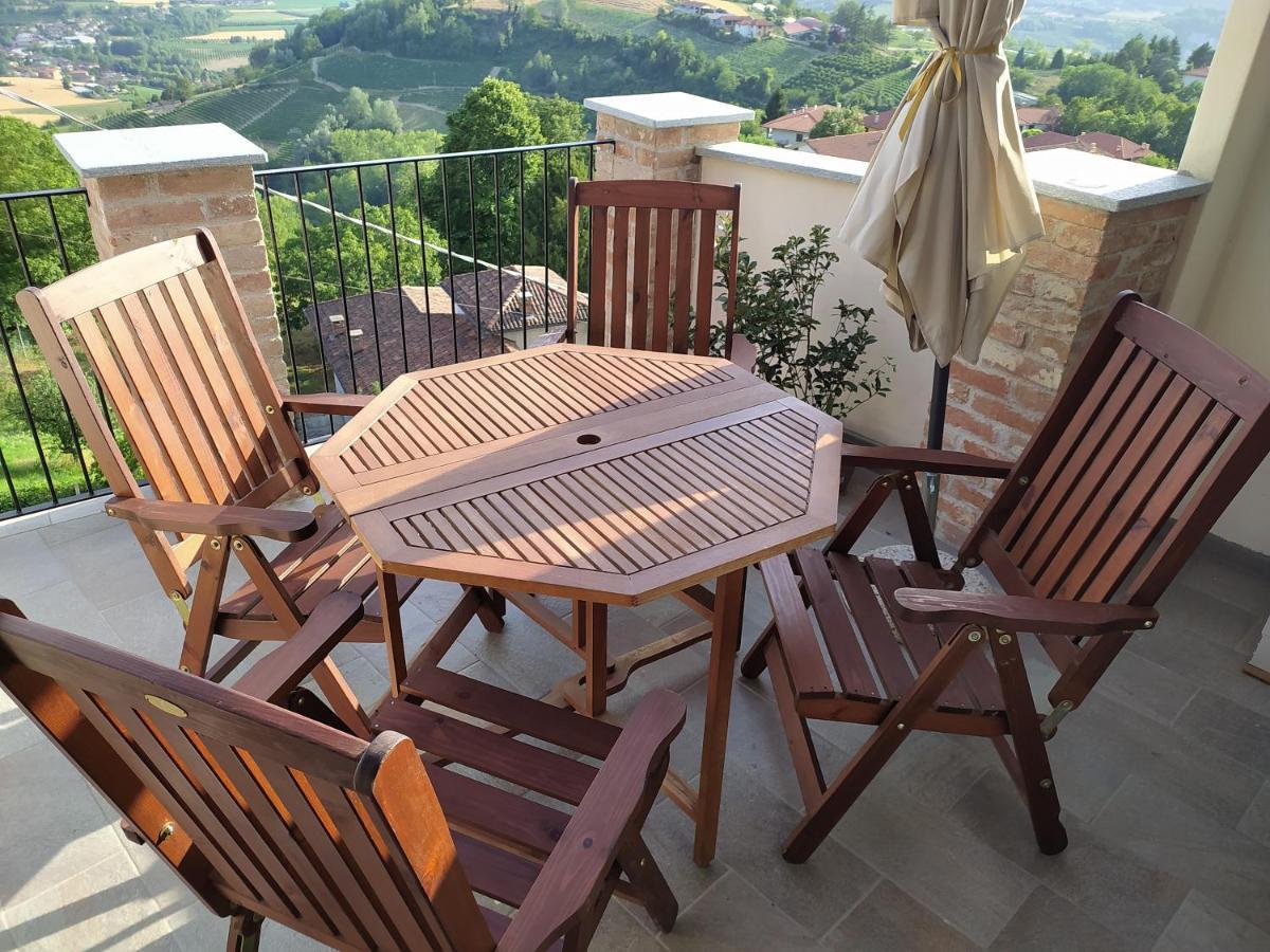 Casa Mantel Holiday Home Panoramic View In Langhe Novello Ngoại thất bức ảnh